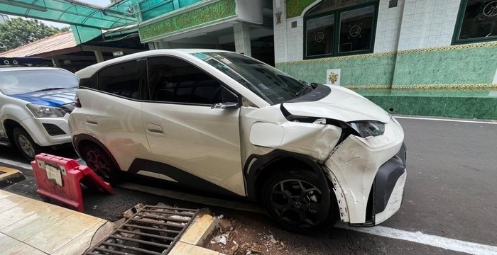 Sopir BYD Tabrak Empat Mobil dan Lindas Ojol di Blok M, Mengaku Melamun dan Mengantuk