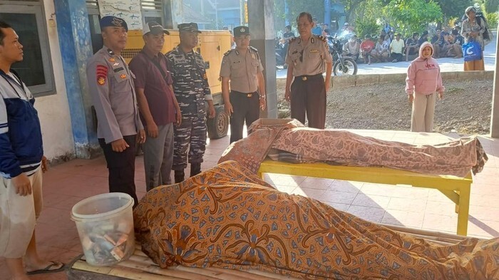 Perahu Angkut 33 ABK Terbalik di Banyuwangi, 2 Nelayan Tewas dan 2 Masih Hilang