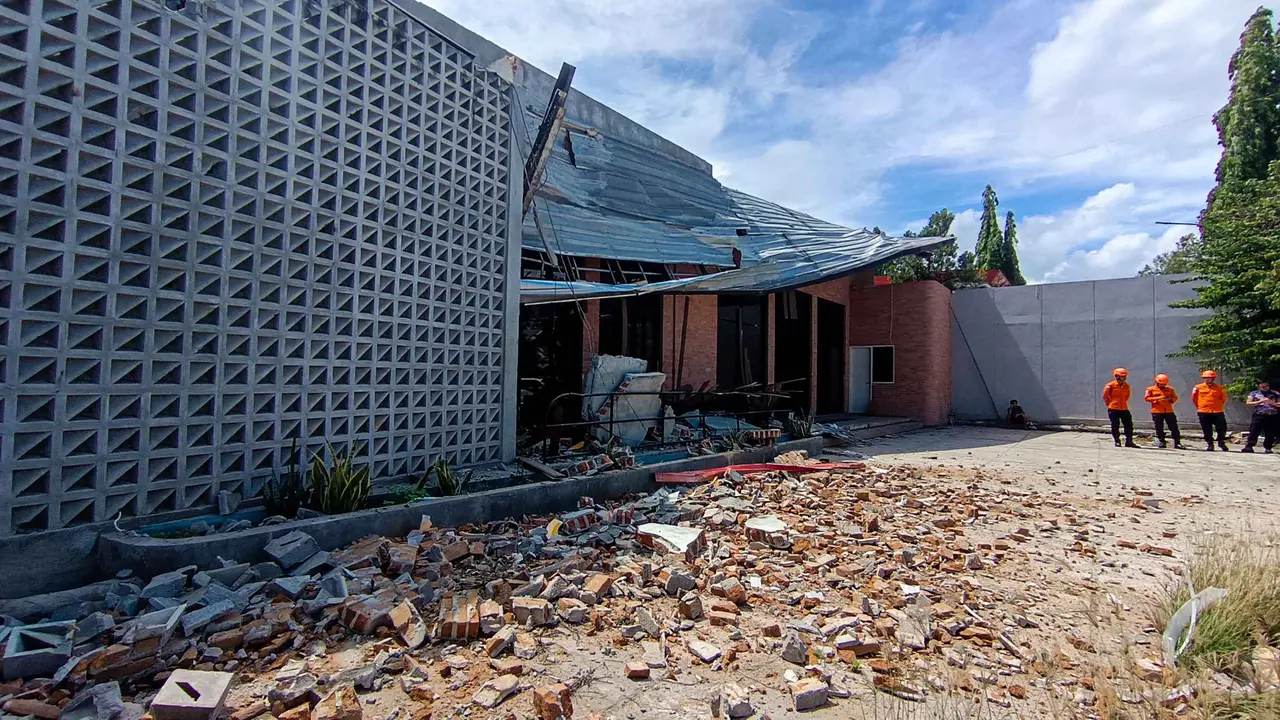 Pembaruan Dampak Gempa M 6,7 Sulteng: Satu Warga Sigi Meninggal Dunia, Puluhan Rumah dan Infrastruktur Rusak