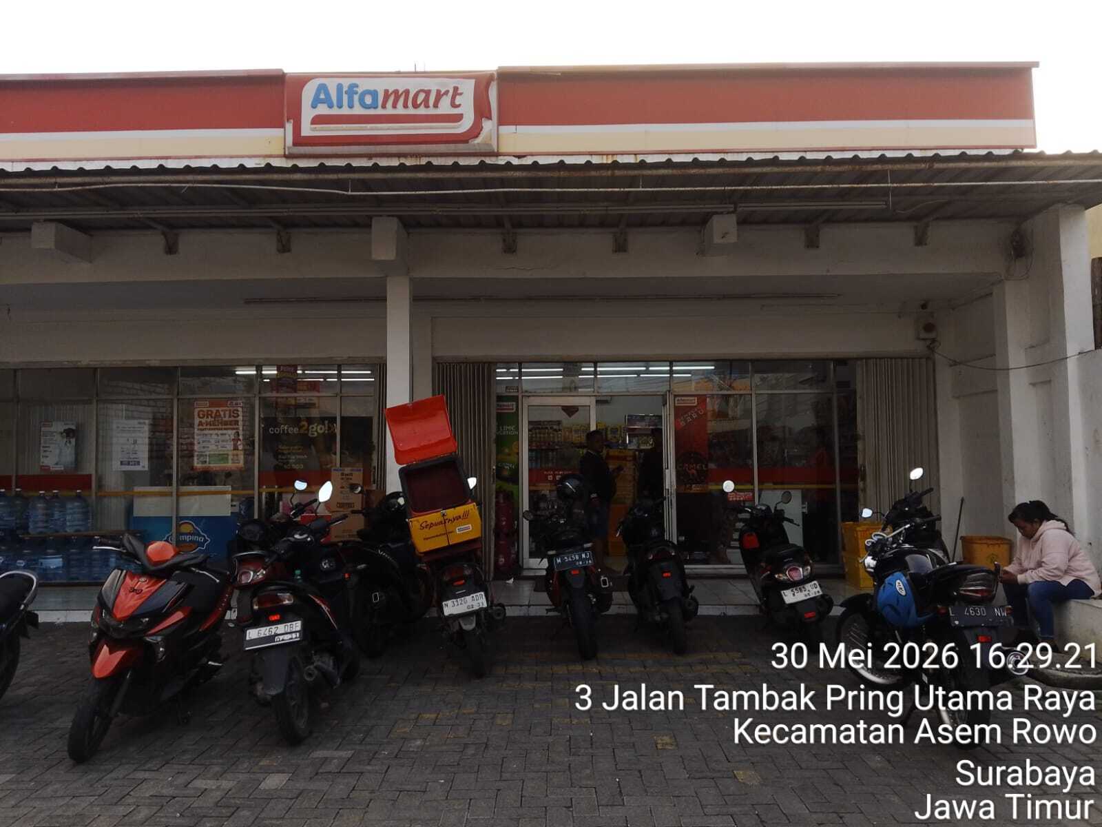ALFAMART ASEMROWO JUAL ROKOK KADALUARSA, PENGAWAS: “KALAU KETAHUAN YA TINGGAL GANTI BARU”